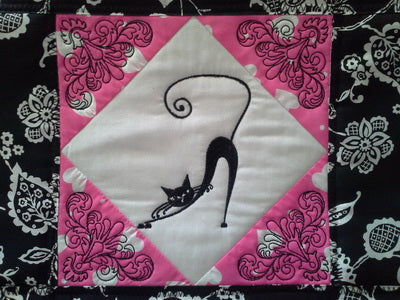 EW065 - Cute Cats Quilt As You Go Blocks