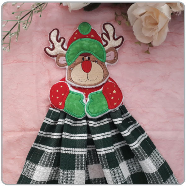 EW198 ITH Christmas Towel Toppers