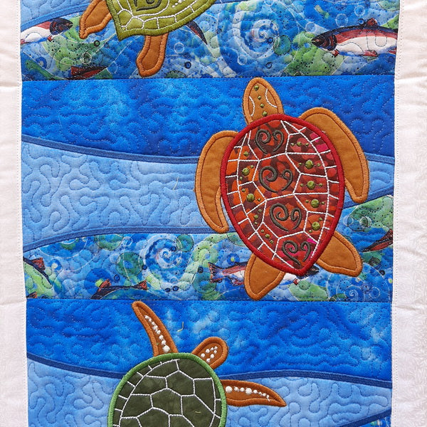 EW239 IHQ Turtle Hanger