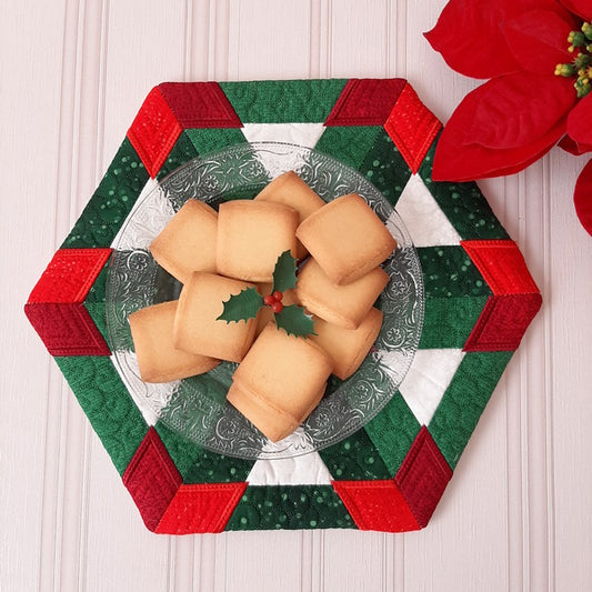 EW242  Christmas Table Topper