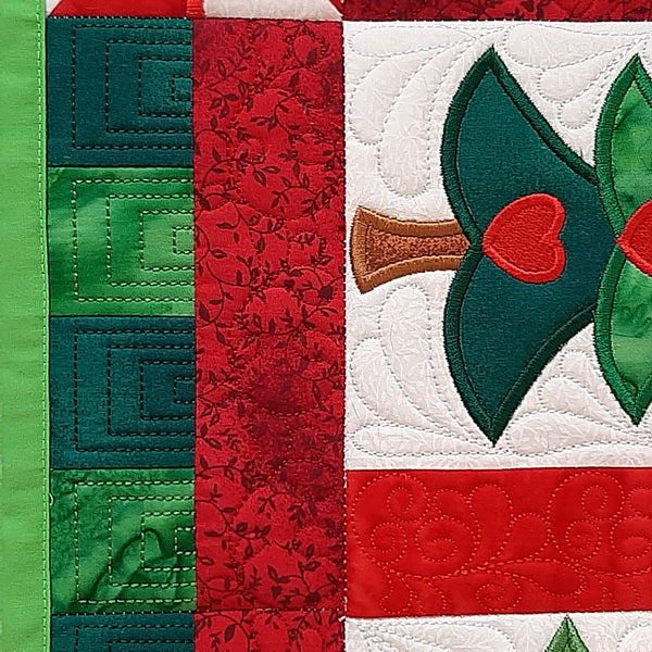 EW245 Christmas Tree Table Topper