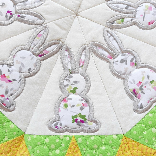 EW257 IHQ Bunny Cookie Crumb Catcher