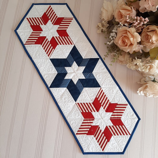 EW264  IHQ Hollow Star Table Runner