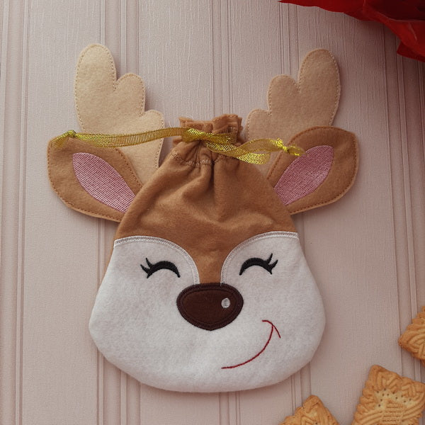 EW268 Reindeer Drawstring Bags
