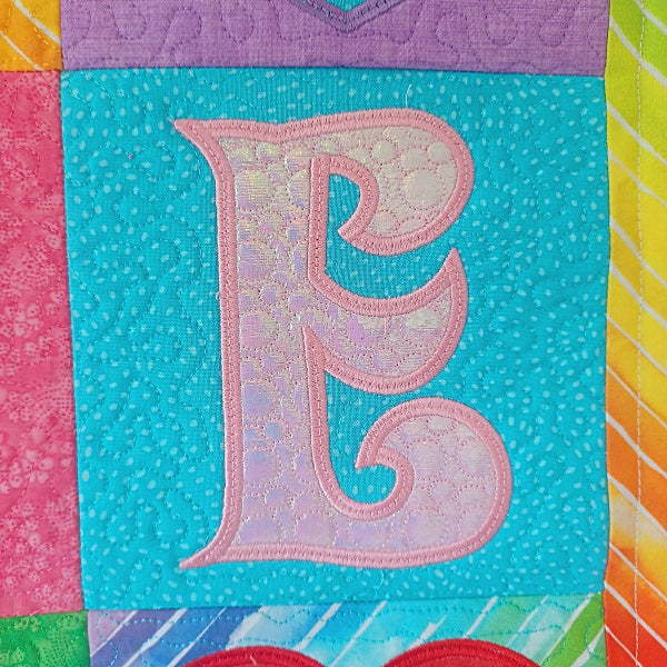 EW344 Hearts Love Quilt