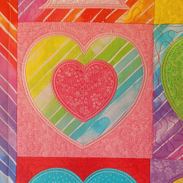 EW344 Hearts Love Quilt