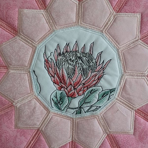 EW349 Botanical Proteas Table Topper 2