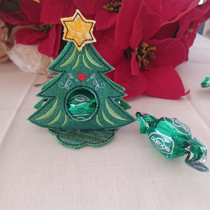 EW377 Christmas Chocolate Holders