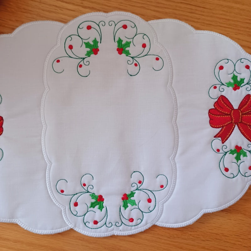 EW385 ITH Christmas Placemats