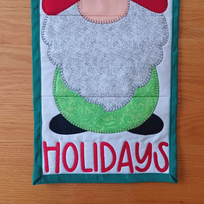 EW390 Gnome for the Holidays Hanger