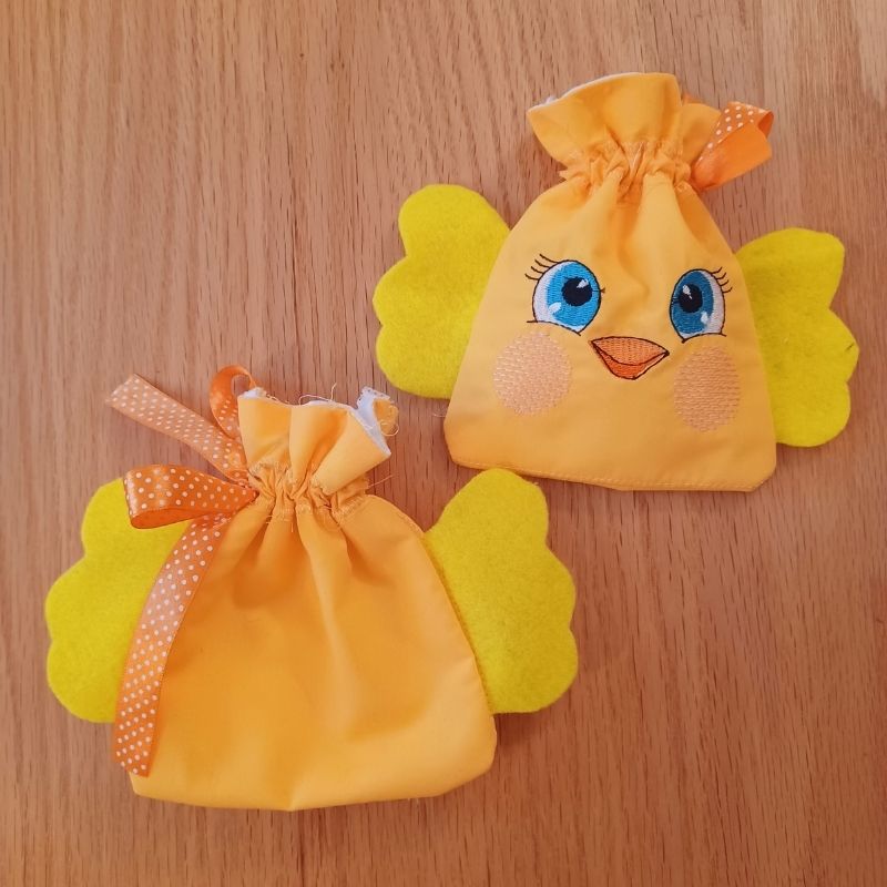 EW401 ITH Chick Treat Bags