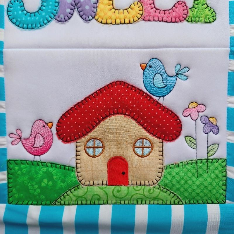 EW412 Home Sweet Home Mini Quilt