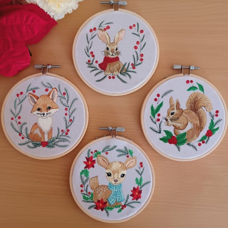 EW449 - Winter Woodland Wreaths