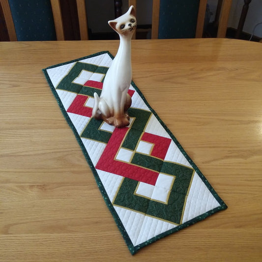 EWC146  Quilted Table Runner1