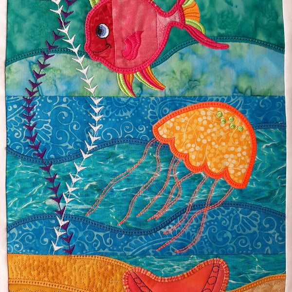 EWC173 IHQ Seascape Mini Quilt