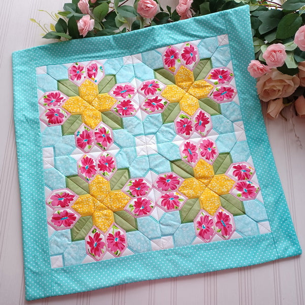 EWC176 Applique Peace In The Home Quilt