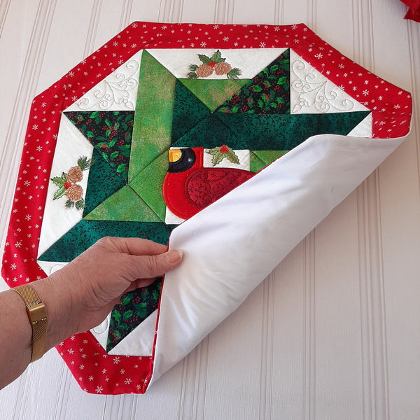 EWC192 Quilted Christmas Cardinal Table Topper