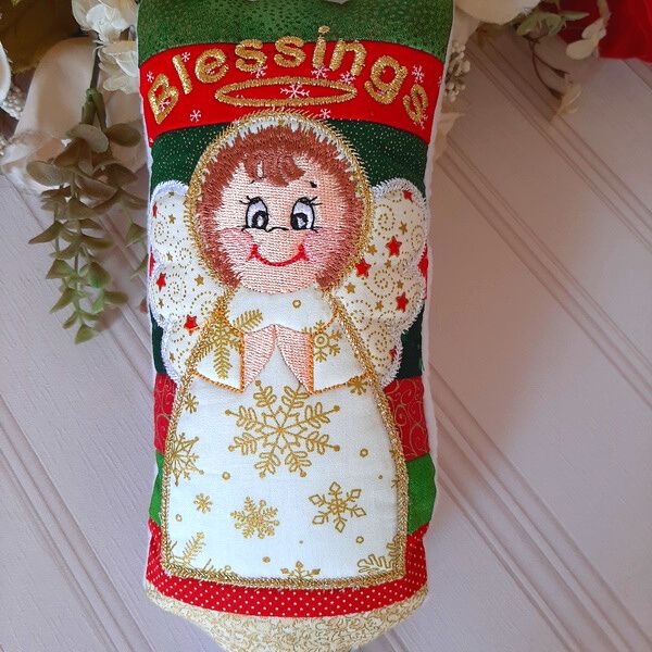 EWC196 ITH Angel Door Hanger