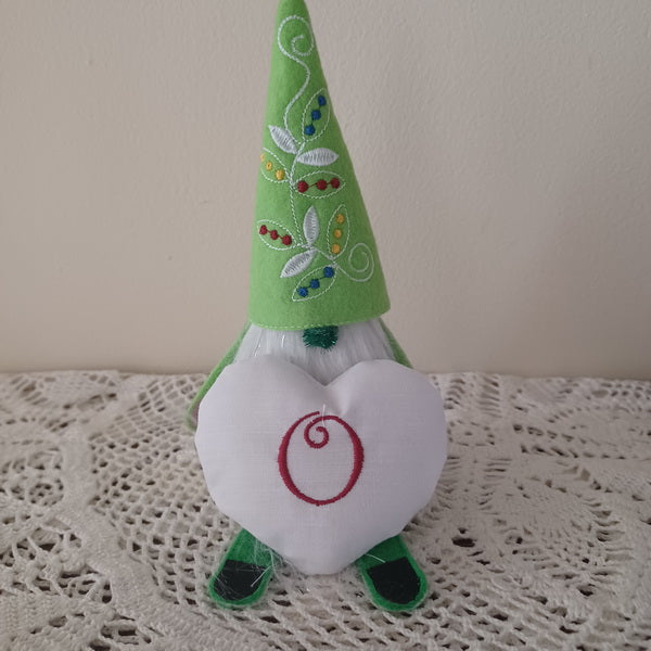 EWC202 Happy Gnomes and Heart Alpha Cushions