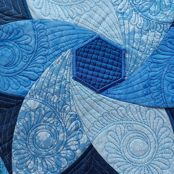 EWC206 Shades of Blue Quilted Table Topper