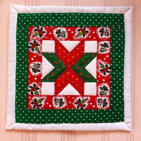 EWC208 ITH Quilted Star Potholders