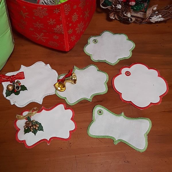 EWC213 Christmas Pods and Labels