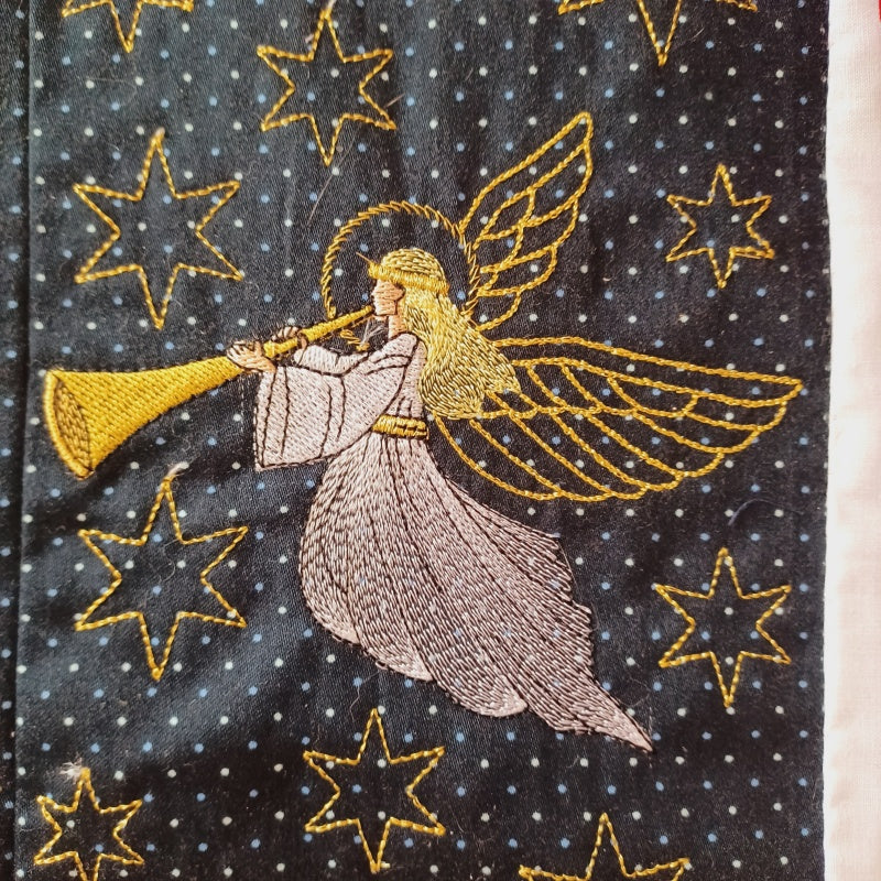 EWC242  Nativity Hanger