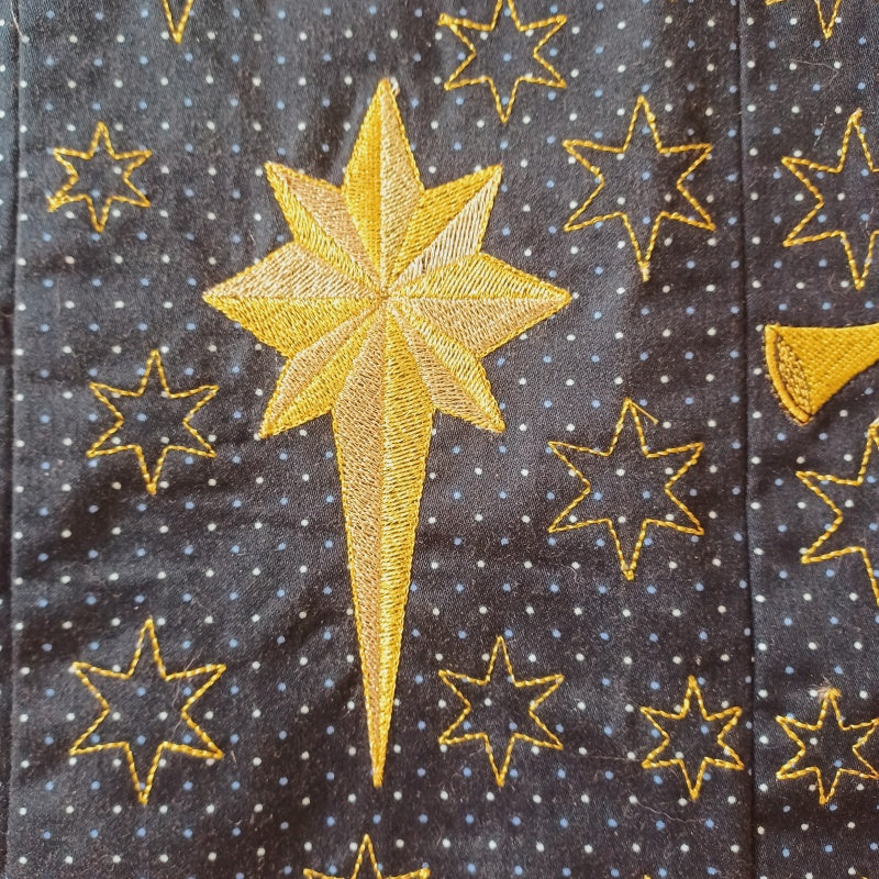 EWC242  Nativity Hanger