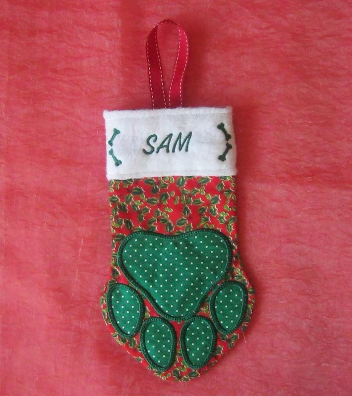 EWV087  ITH Puppy Paw Stockings