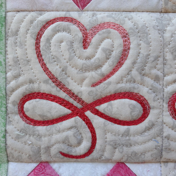 EWV183 Infinite Love Mini Quilt