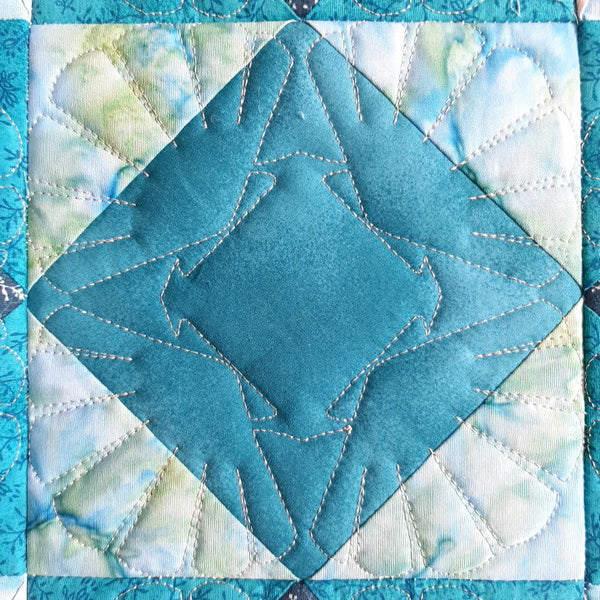 EWV188  IHQ Mediterranean Mosaic Table Runner