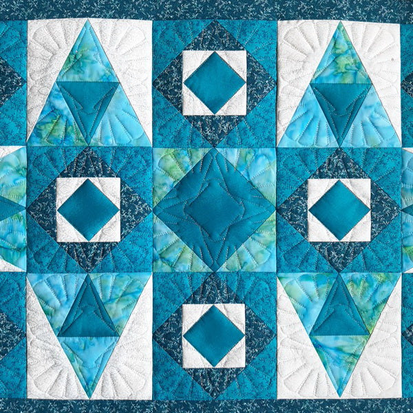 EWV188  IHQ Mediterranean Mosaic Table Runner