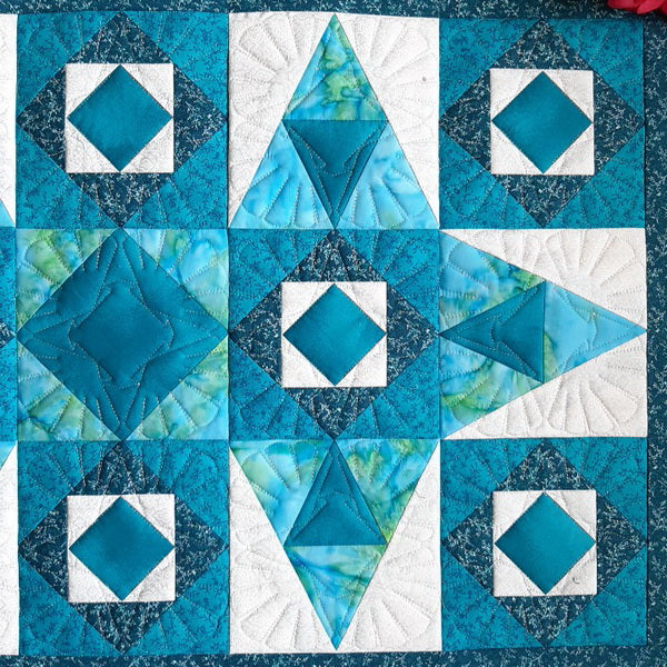 EWV188  IHQ Mediterranean Mosaic Table Runner