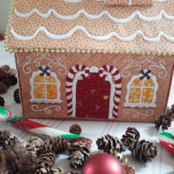 EWV209 Gingerbread House