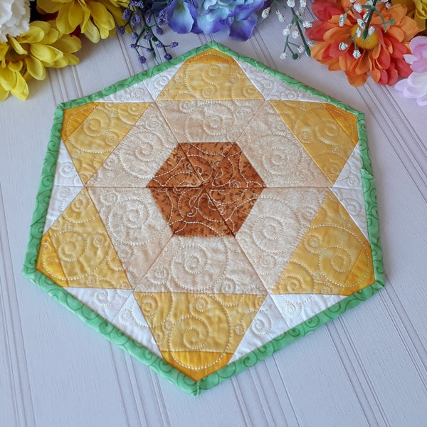 EWV212 Sunflower Hexagon Quilt