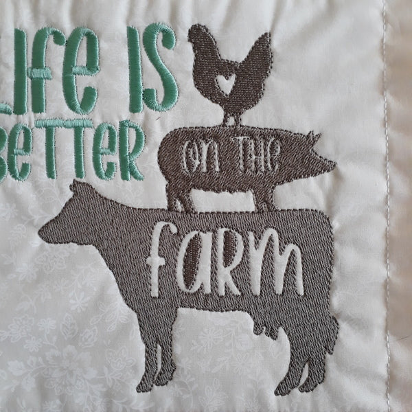 EWV215 Farm Life Quilt