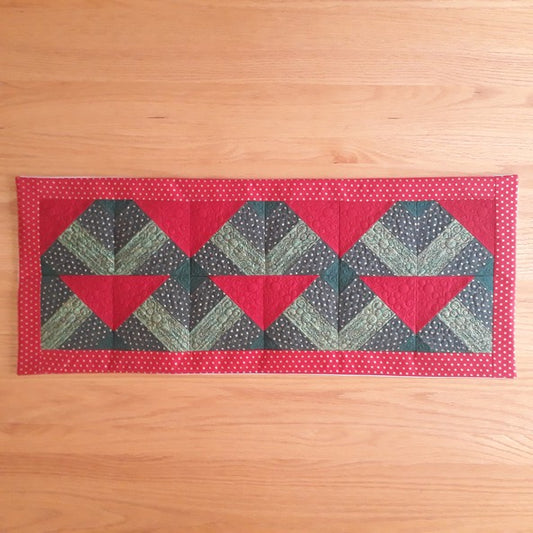 EWV242  Christmas Forest Table Runner