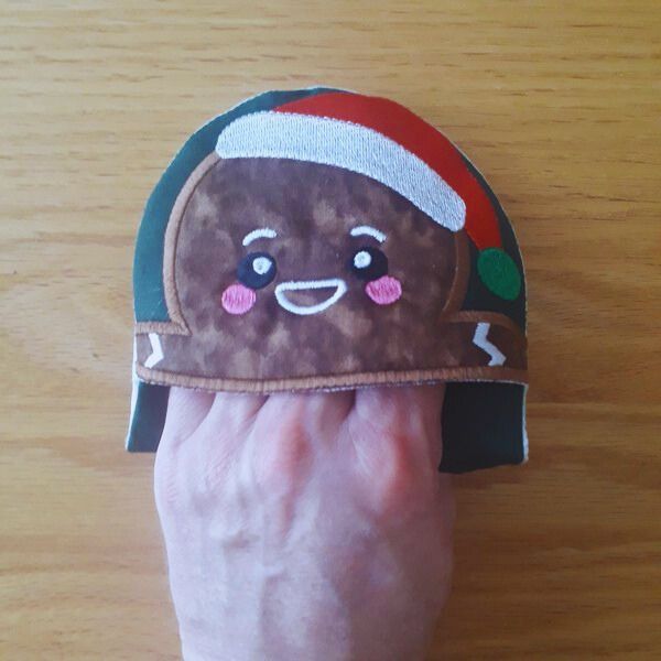 EWV245 Ginger Bread Heat Mitts