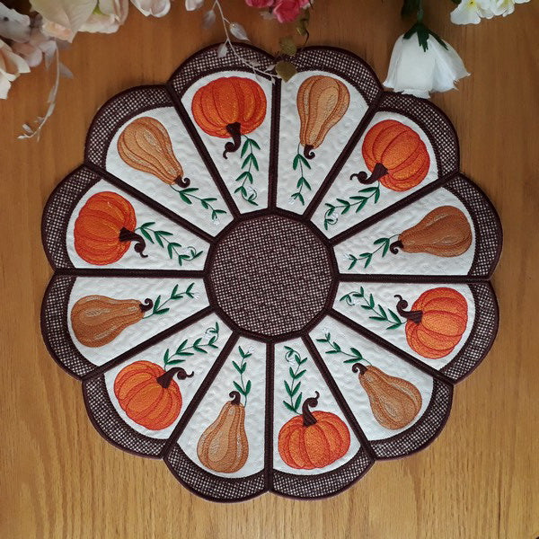 EWV248 Pumpkin Love Table Topper