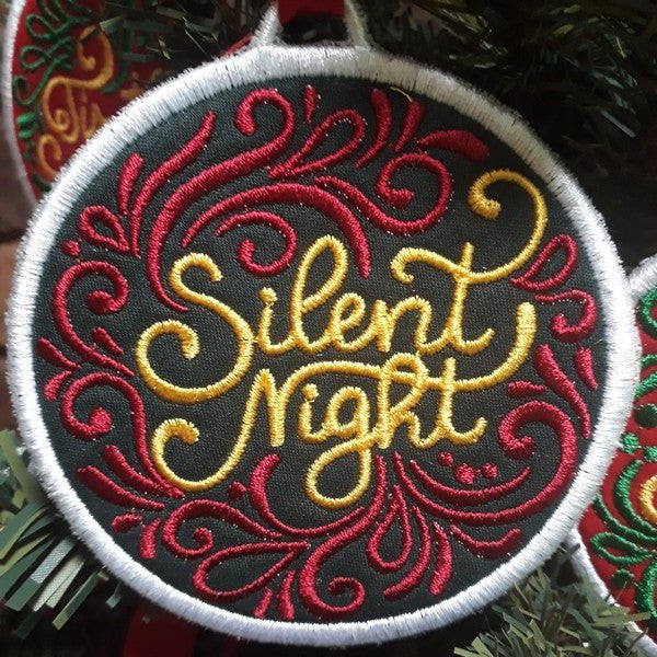 EWV249 Quilted Christmas Ornaments ITH