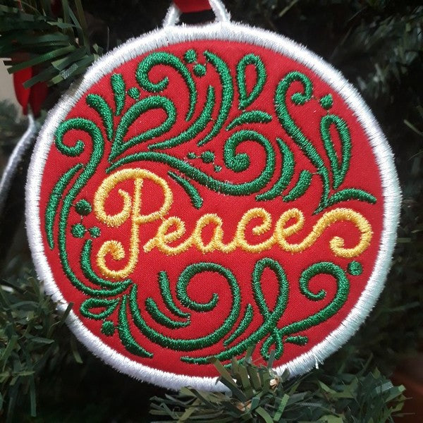 EWV249 Quilted Christmas Ornaments ITH