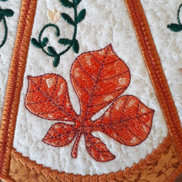 EWV251 Comfy Fall Table Topper
