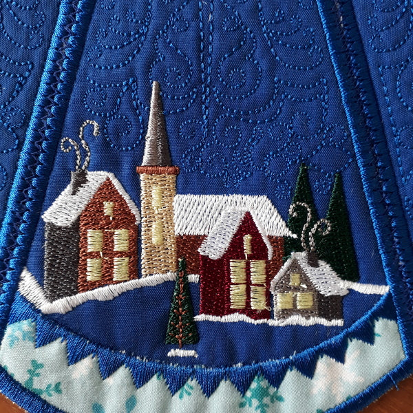 EWV255 Silent Night Table Topper