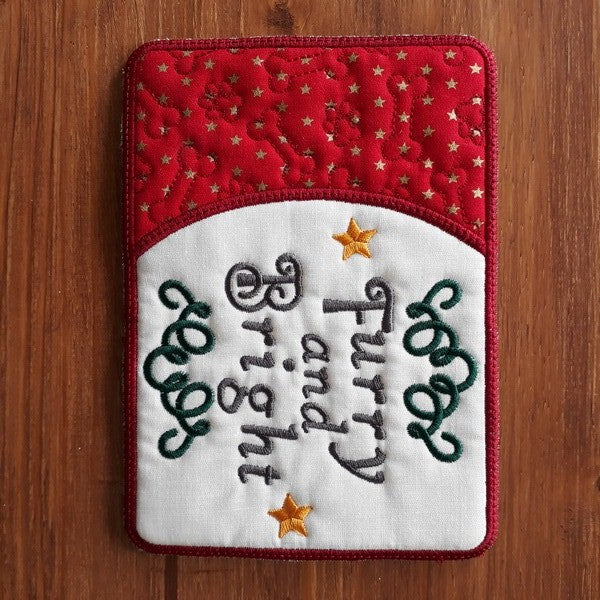 EWV292 ITH Woofmas Mug Rugs