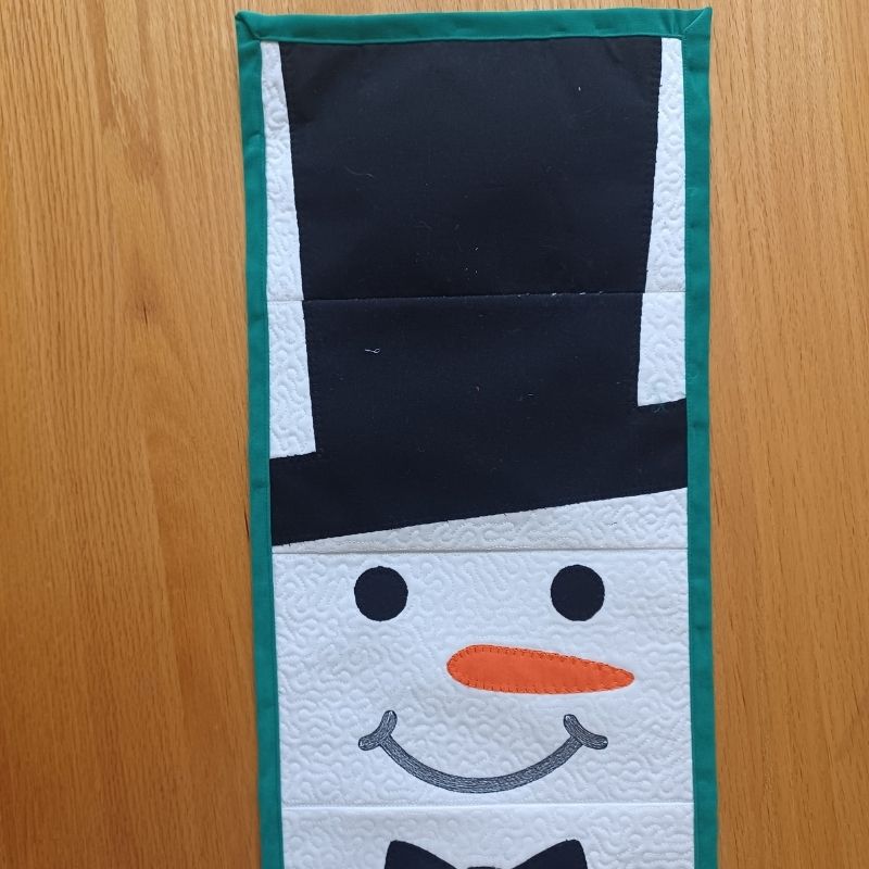 EWV303 Let It Snow Hanger