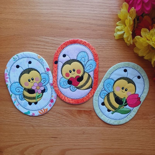 ITH Bee Applique Mug Rugs
