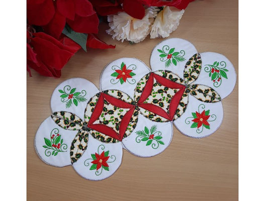 EWC294 - Christmas Applique Table Topper
