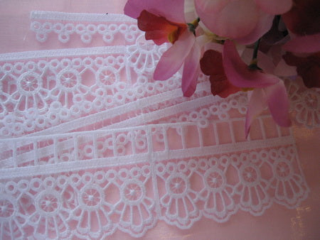 BES266 - FSL Antique Lace Edgings 11