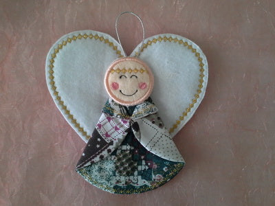 EW019 - Country Christmas Angels