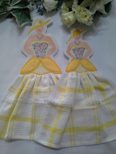 EW045 - Crinoline Lady Towel Topper 1